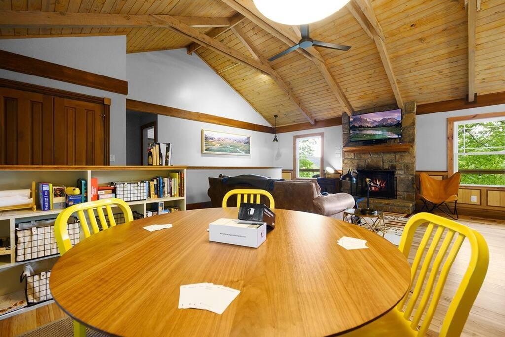 Chic Private Cabin W/ Epic Views & Amenities! Pigeon Forge Exterior photo