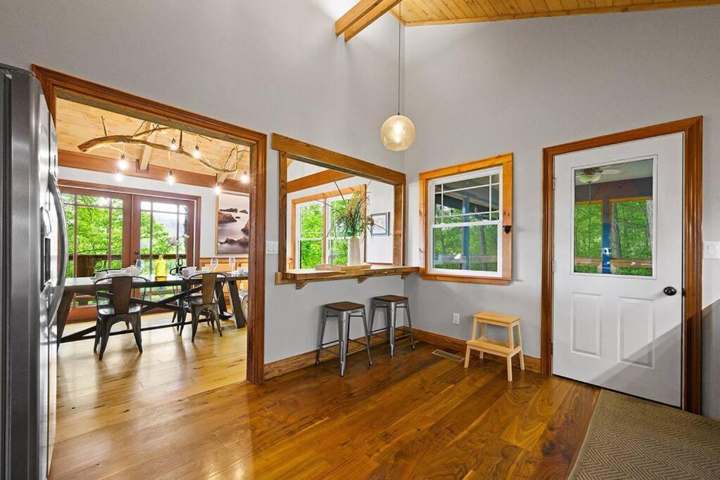 Chic Private Cabin W/ Epic Views & Amenities! Pigeon Forge Exterior photo