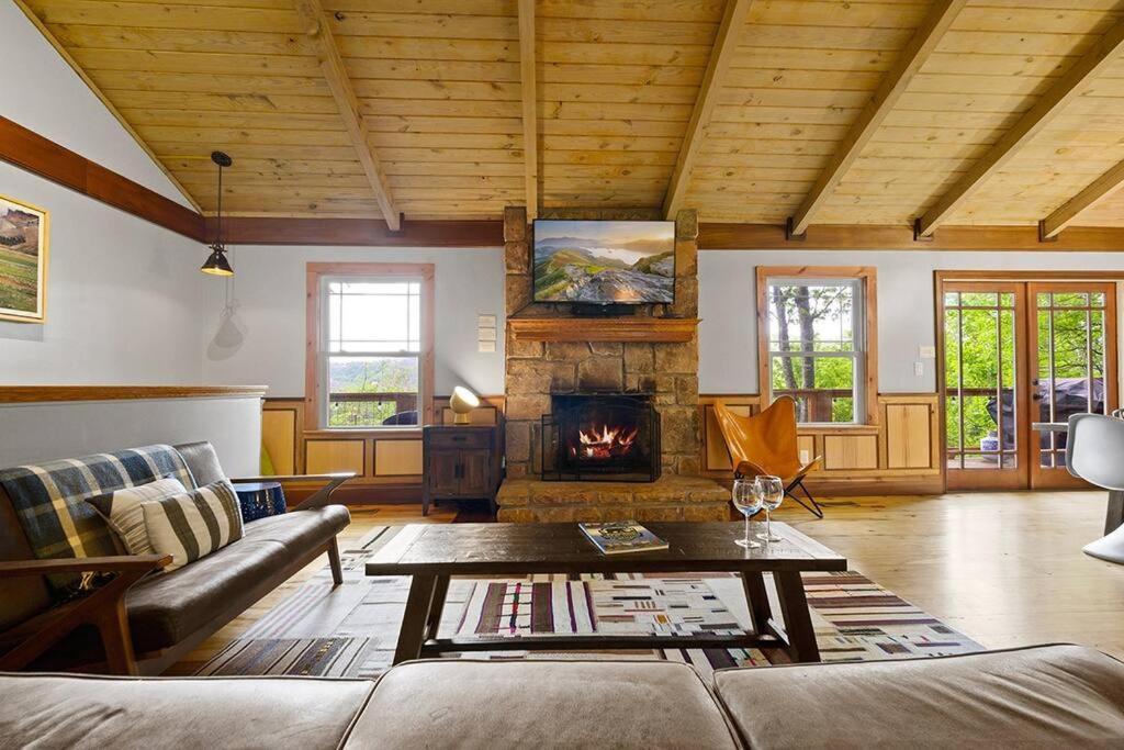 Chic Private Cabin W/ Epic Views & Amenities! Pigeon Forge Exterior photo