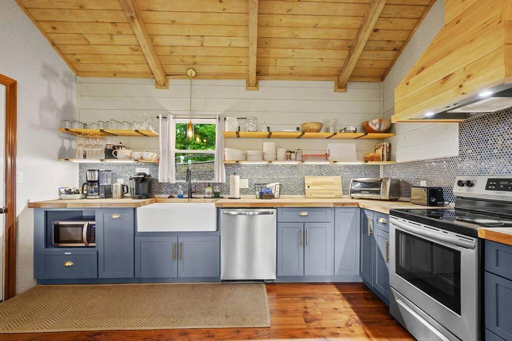 Chic Private Cabin W/ Epic Views & Amenities! Pigeon Forge Exterior photo